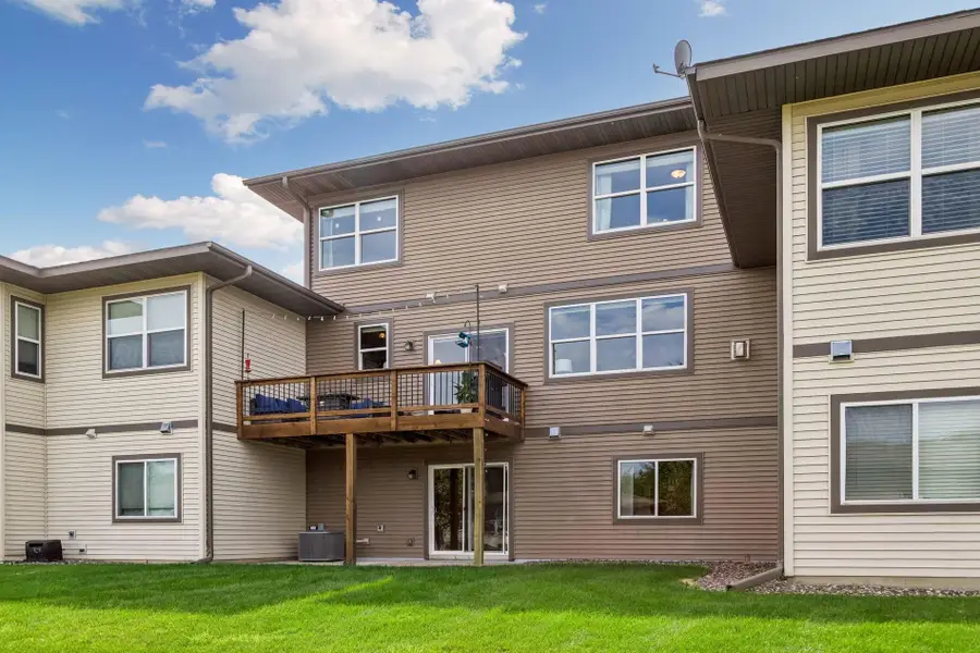 1226 Vernon Drive, Carver, MN 55315 - #2