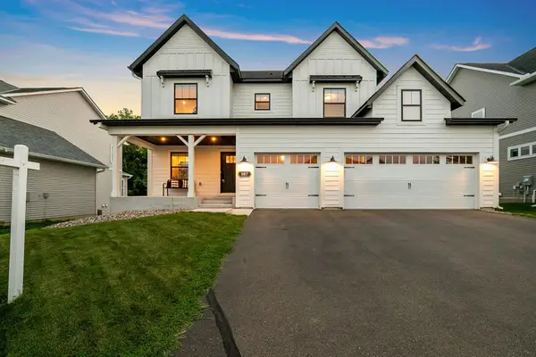 107 Maple Terrace, Waconia, MN 55387