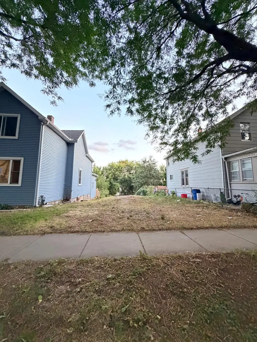 914 York Avenue, Saint Paul, MN 55106 - #2