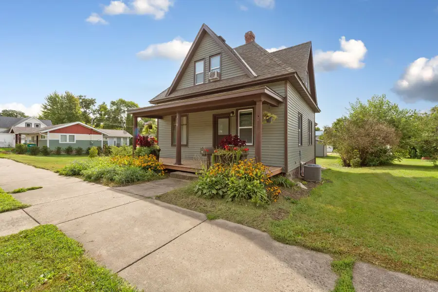 310 Oak Avenue Sw, Montgomery, MN 56069 - #2