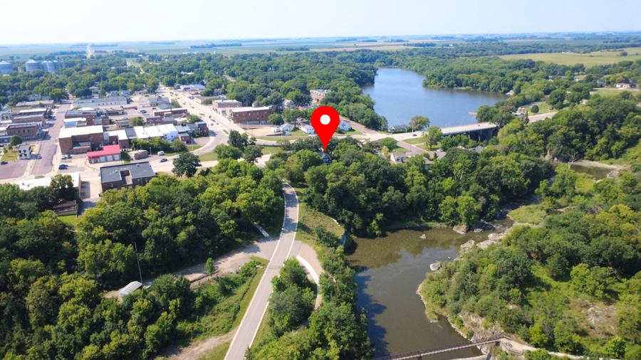 109 W Bridge Street, Redwood Falls, MN 56283 - #3