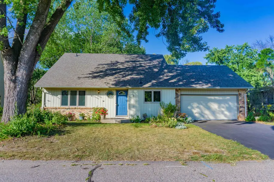 110105 Arboretum Way, Chaska, MN 55318 - #2