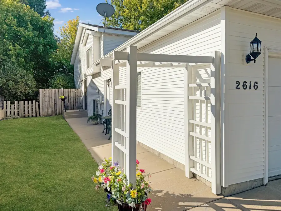 2616 35th Avenue S, Fargo, ND 58104 - #3