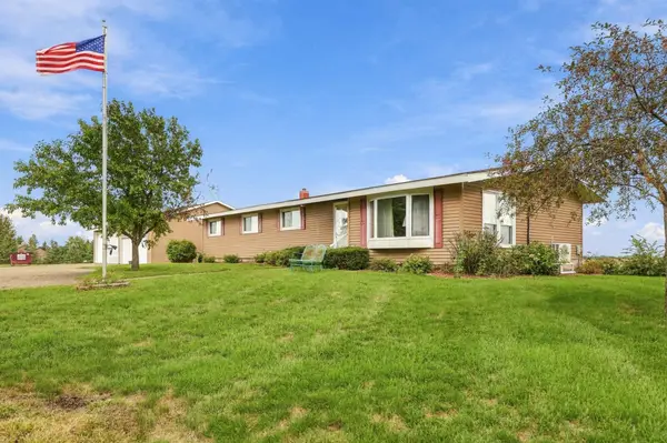 22050 Northfield Boulevard, Hampton, MN 55031