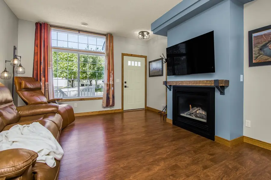 1944 Mockingbird Avenue, Shakopee, MN 55379 - #3