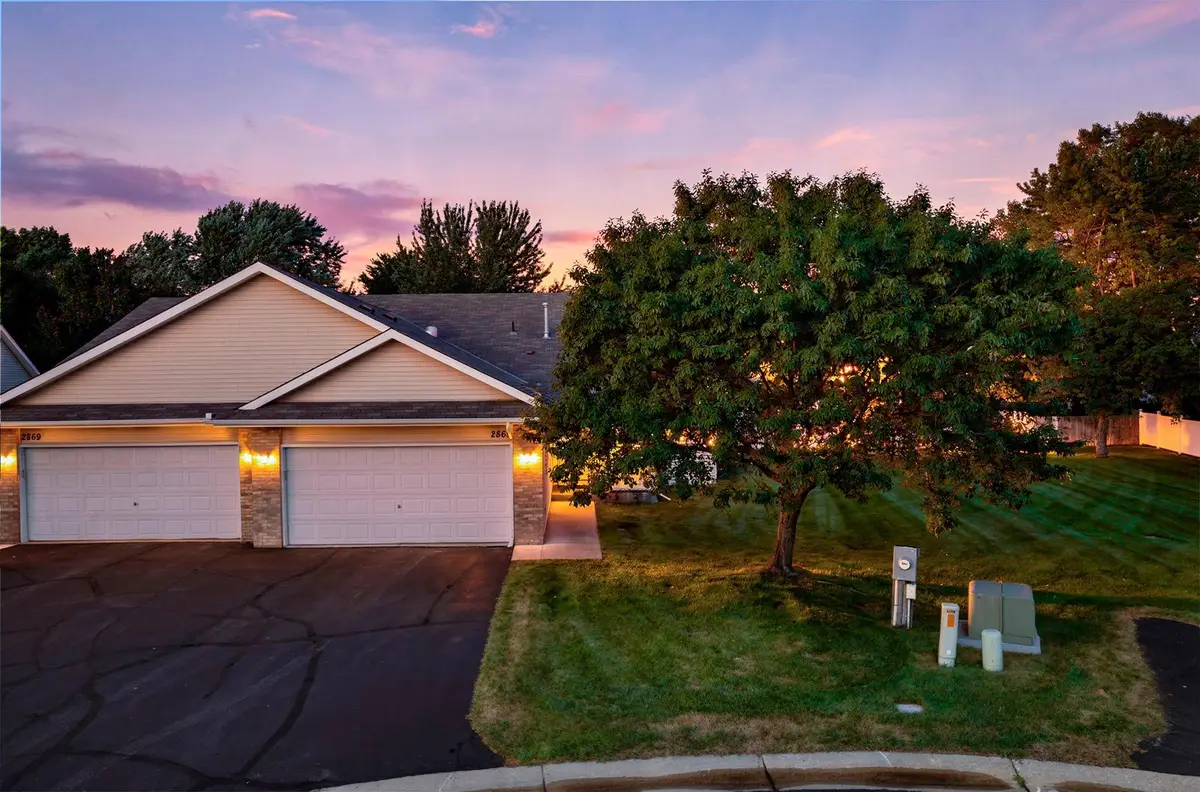 2865 117th Avenue Nw, Coon Rapids, MN 55433 - #1