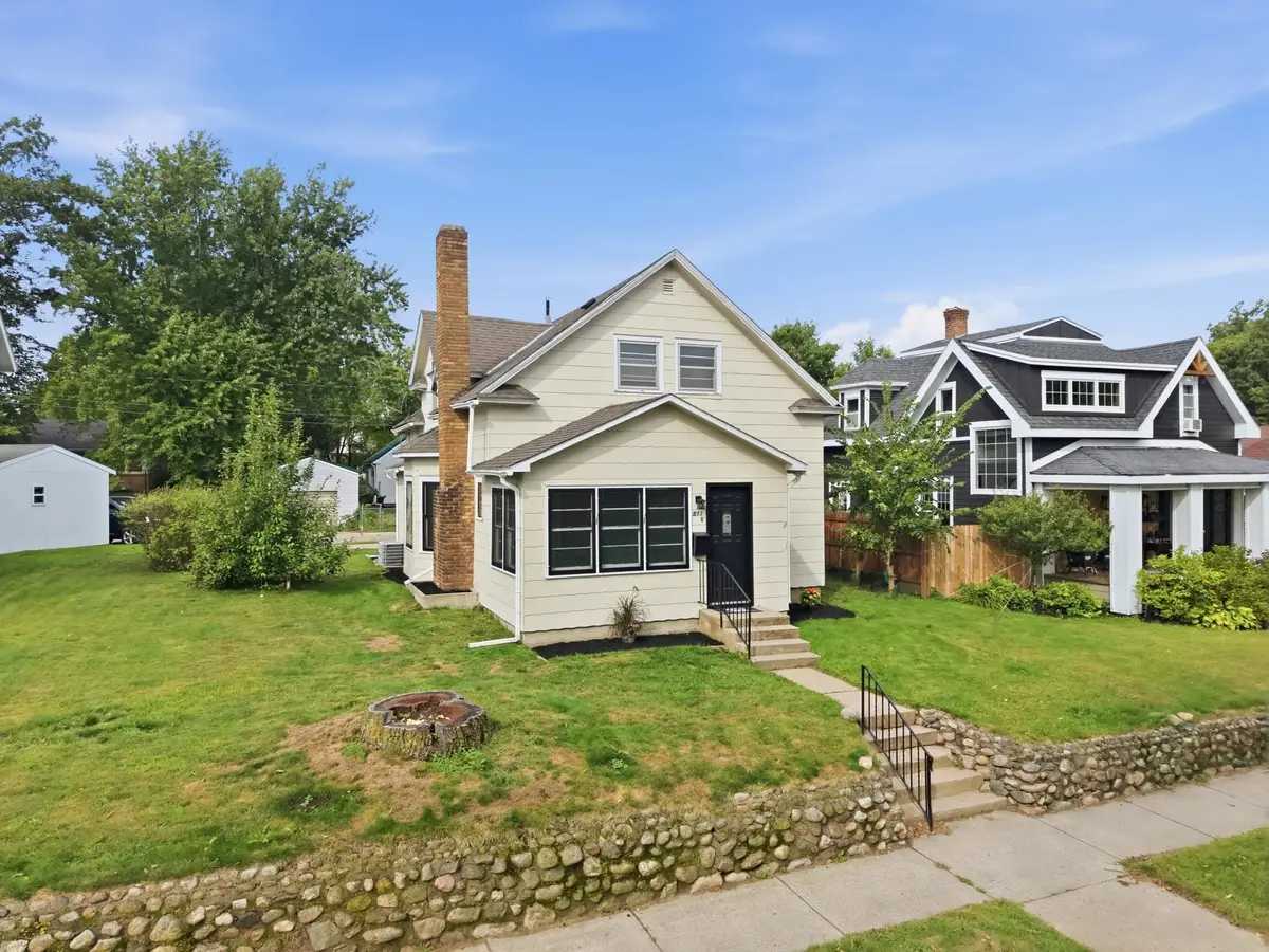 511 8th Street Ne, Staples, MN 56479 - #1