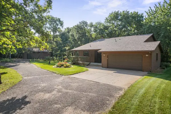 2670 201st Avenue Nw, Oak Grove, MN 55011