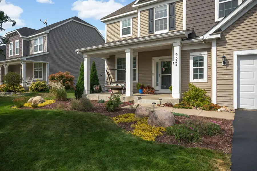 9354 Summerlin Road, Woodbury, MN 55129 - #3