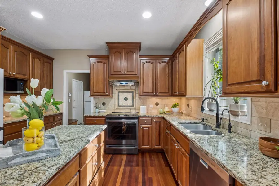 15016 Viewcrest Lane, Burnsville, MN 55306 - #2
