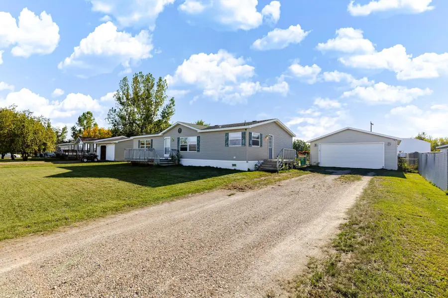 146 4th Street, Walcott, ND 58077 - #2