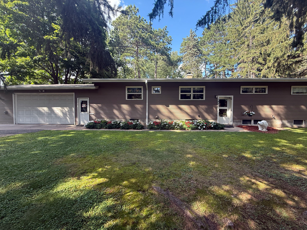1807 Birch Lake Avenue, White Bear Lake, MN 55110