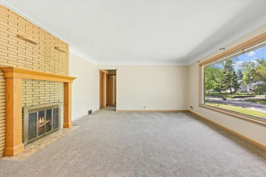 6193 49th Street N, Oakdale, MN 55128 - #3