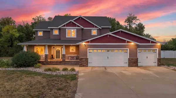 1944 53rd Avenue N, Moorhead, MN 56560