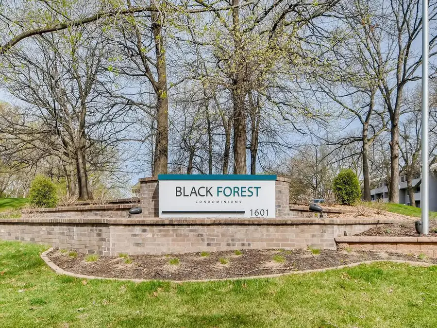 1601 N Innsbruck Drive #278NE, Fridley, MN 55432 - #2