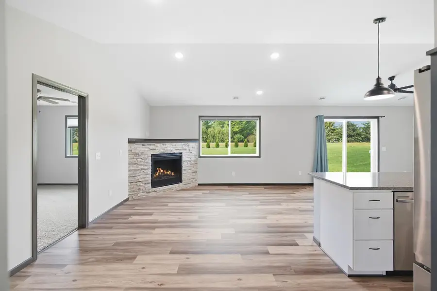 1554 Gray Fox Drive Ne, Owatonna, MN 55060 - #2