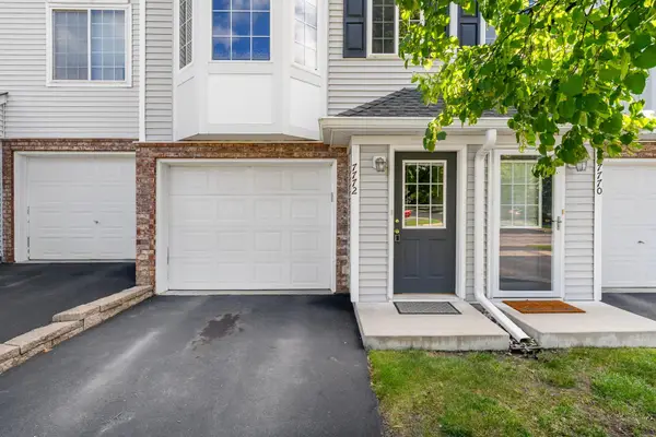 7772 Arboretum Village Circle, Chanhassen, MN 55317