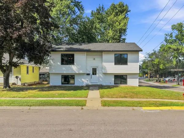 5256 4th Street Ne, Columbia Heights, MN 55421