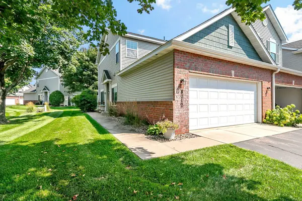 8012 Stratford Circle S, Shakopee, MN 55379
