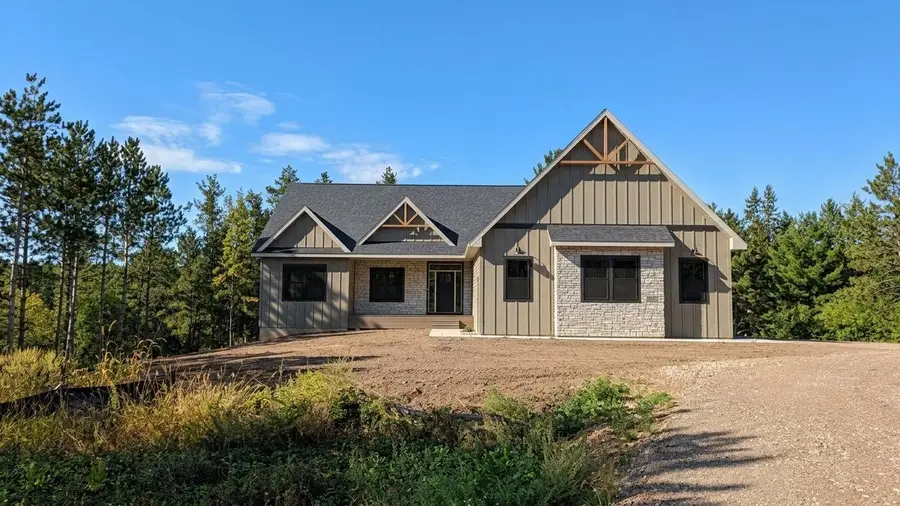 1189 60th Street, Hudson, WI 54016 - #2