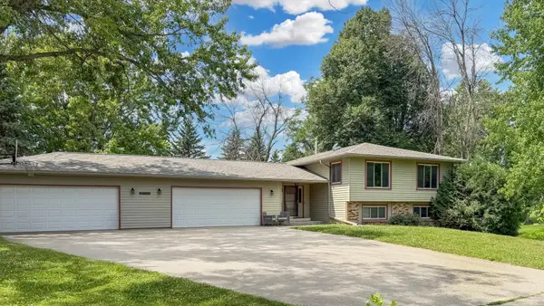9180 Edgebrook Drive, Northfield, MN 55057