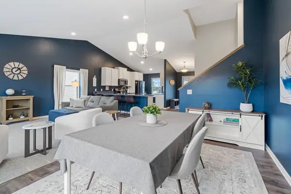 15135 Emory Circle, Apple Valley, MN 55124