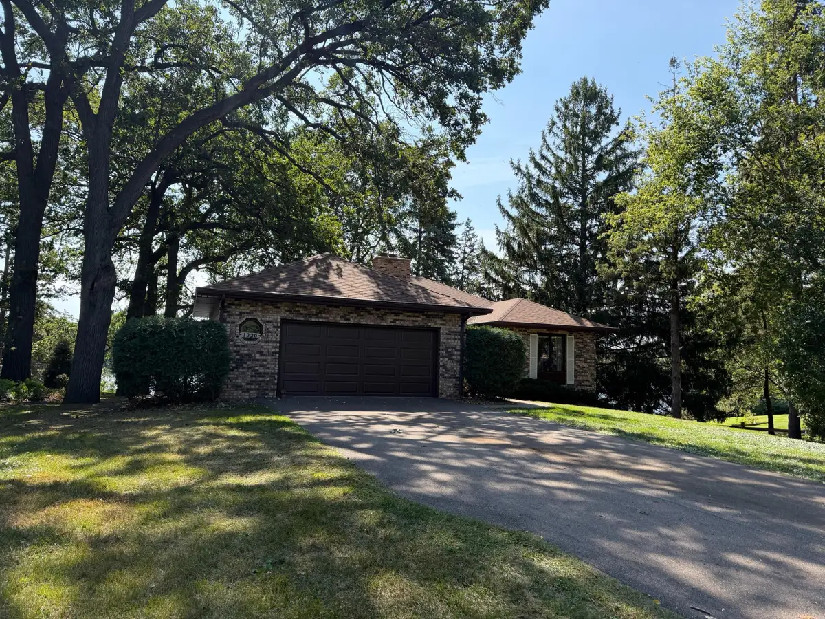 1320 Spring Valley Road, Golden Valley, MN 55422 - #1