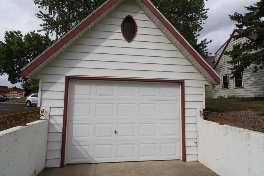 404 5th Street S, Sauk Centre, MN 56378 - #2
