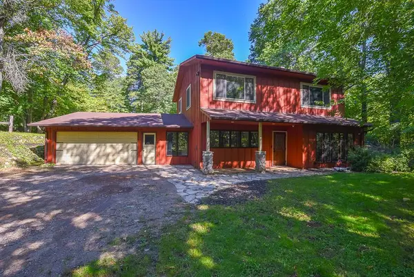15880 Ashmun Road, Brainerd, MN 56401