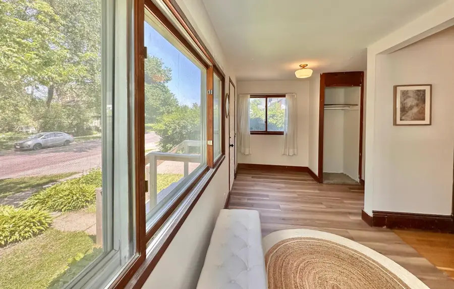 418 Belvidere Street E, Saint Paul, MN 55107 - #2