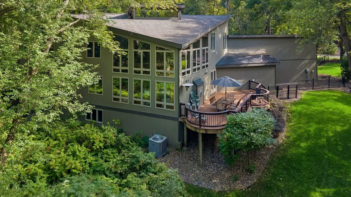 16 Timberglade Road, Bloomington, MN 55437 - #1