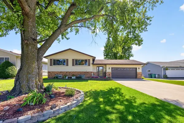 326 5th Street Sw, Eyota, MN 55934