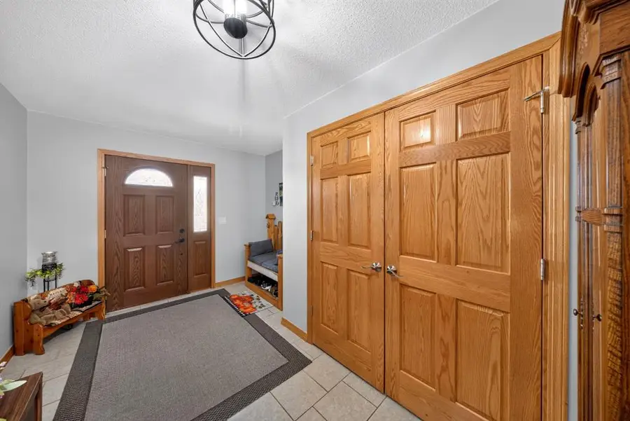 326 5th Street Sw, Eyota, MN 55934 - #3