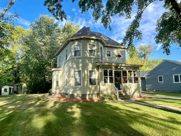 423 4th Street Ne, Barnesville, MN 56514