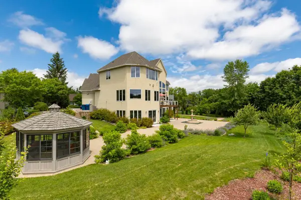 19115 Vogel Farm Trail, Eden Prairie, MN 55347