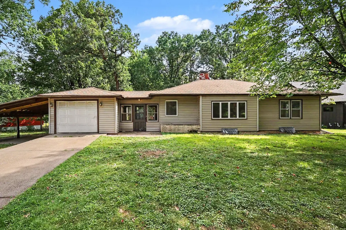 1440 Harmony Drive, Mahtomedi, MN 55115 - #1