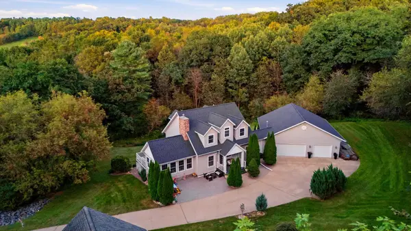 N20322 Sunset Valley Road, Galesville, WI 54630