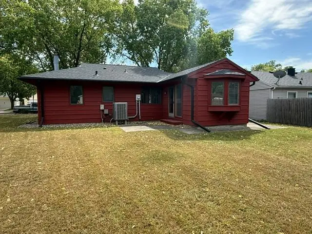 115 Fallwood Rd, Redwood Falls, MN 56283 - #3