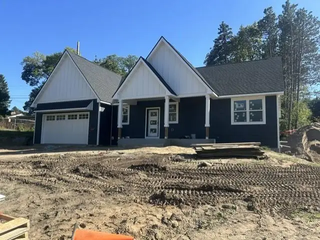 692 Skillman Avenue W, Roseville, MN 55113 - #3
