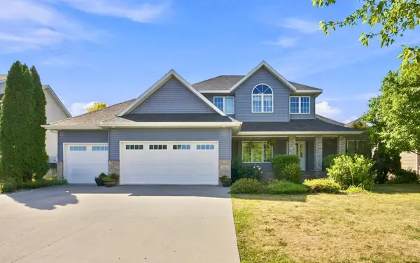 609 Lexington Lane, Moorhead, MN 56560