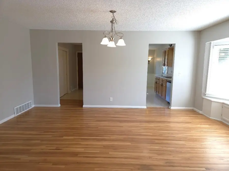 7001 Fremont Avenue N, Brooklyn Center, MN 55430 - #3