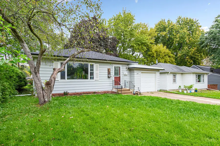 399 E Hawthorne Street, Albert Lea, MN 56007 - #3