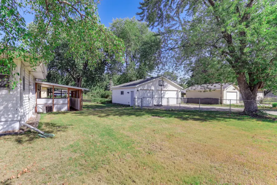 6900 Toledo Avenue N, Brooklyn Center, MN 55429 - #2