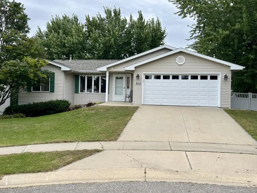 2019 26th Street Se, Rochester, MN 55904 - #2