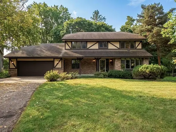 9508 Riverview Avenue, Bloomington, MN 55425