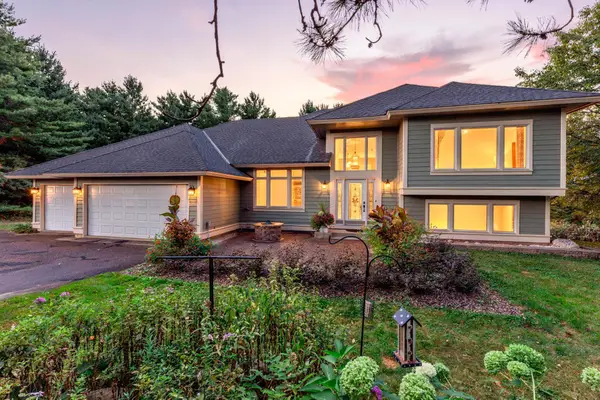 13840 28th Street N, Stillwater, MN 55082