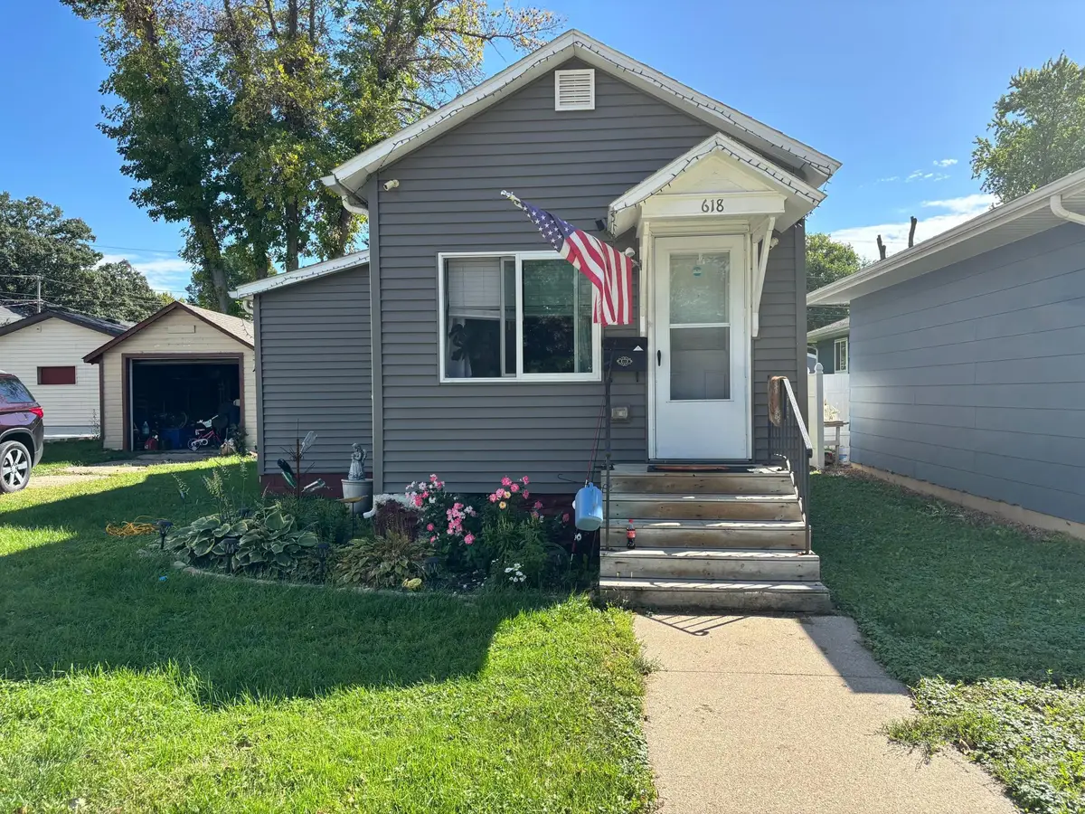 618 Freeborn Avenue, Albert Lea, MN 56007 - #1