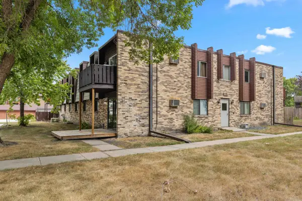 801 32 Avenue N #Unit A-101, Fargo, ND 58102