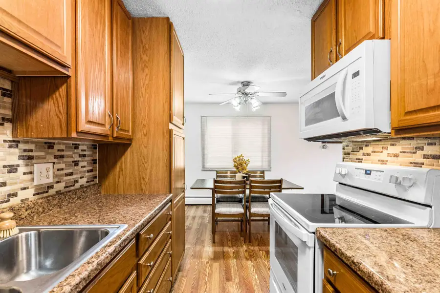 801 32 Avenue N #Unit A-101, Fargo, ND 58102 - #3