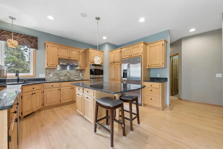 8126 Pristine Pine Trail, Eden Prairie, MN 55347 - #3